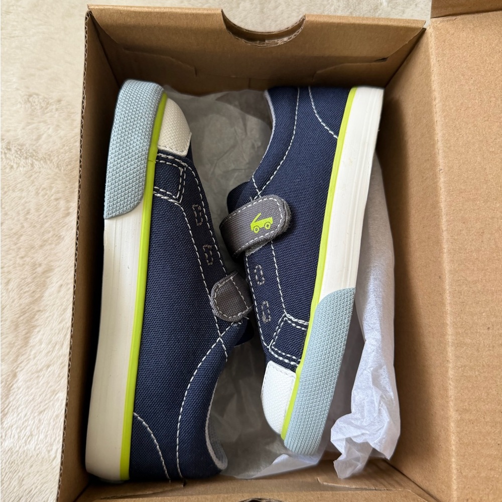See Kai Run Navy and Gray Baby Shoes - Picture 2 of 5